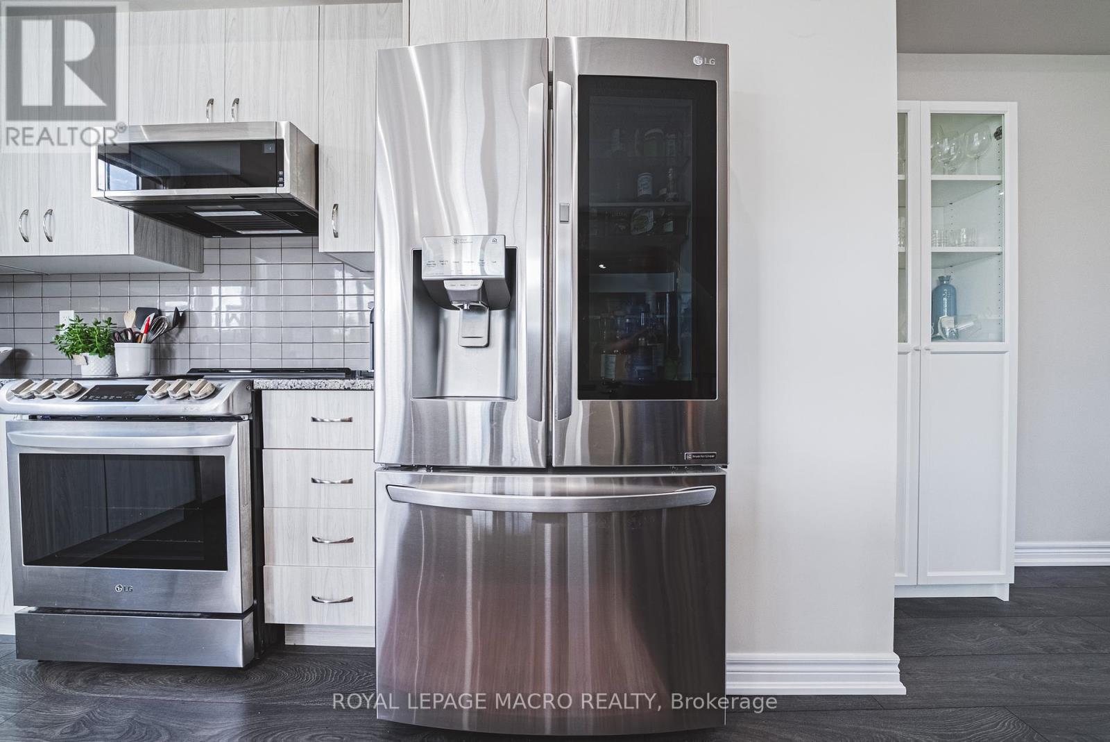 Photo 28 of 52 288 Glover Road, Hamilton ON