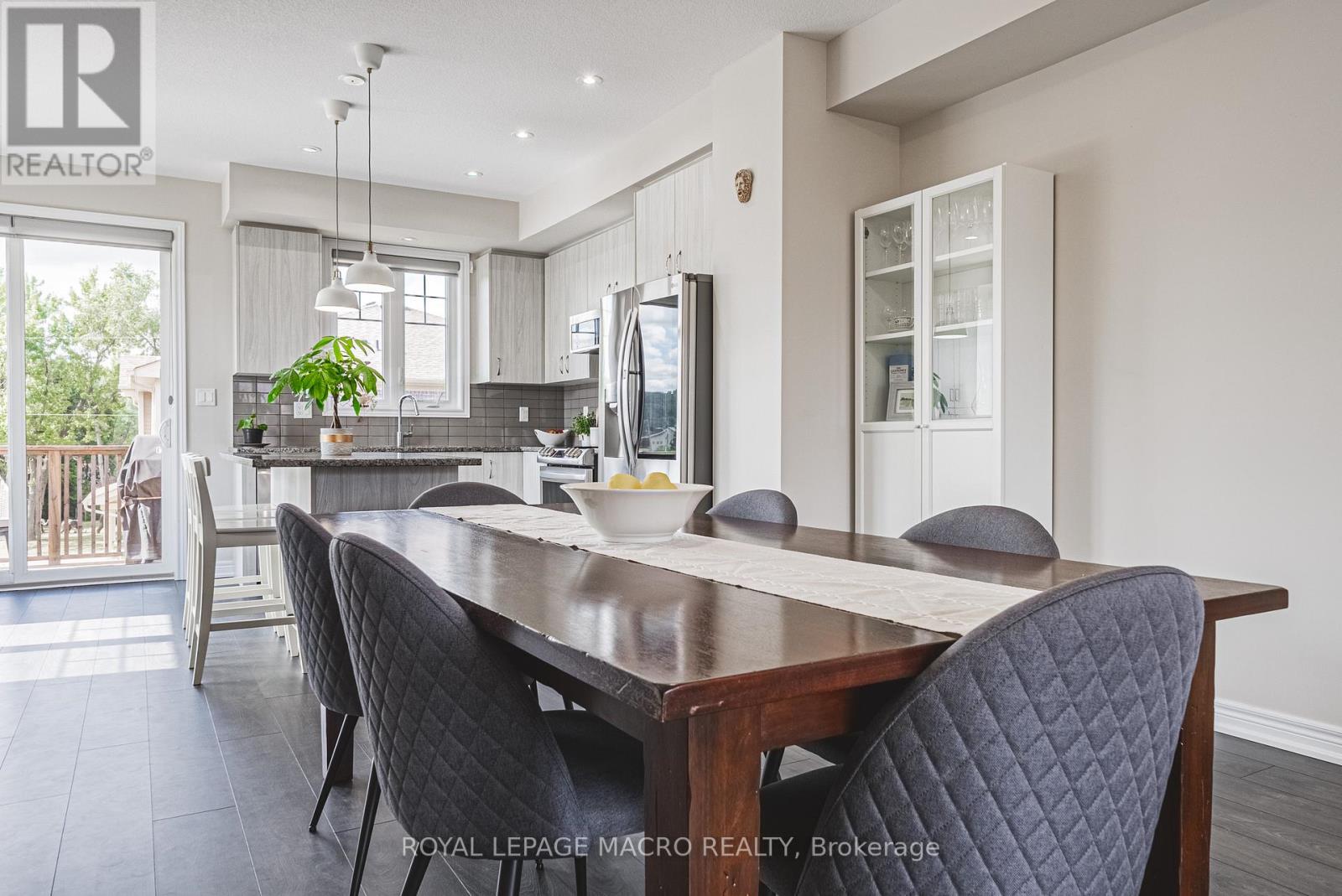 Photo 18 of 52 288 Glover Road, Hamilton ON