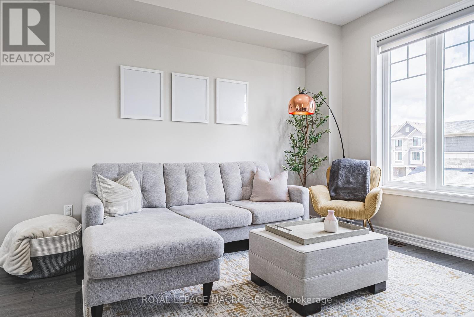 Photo 17 of 52 288 Glover Road, Hamilton ON