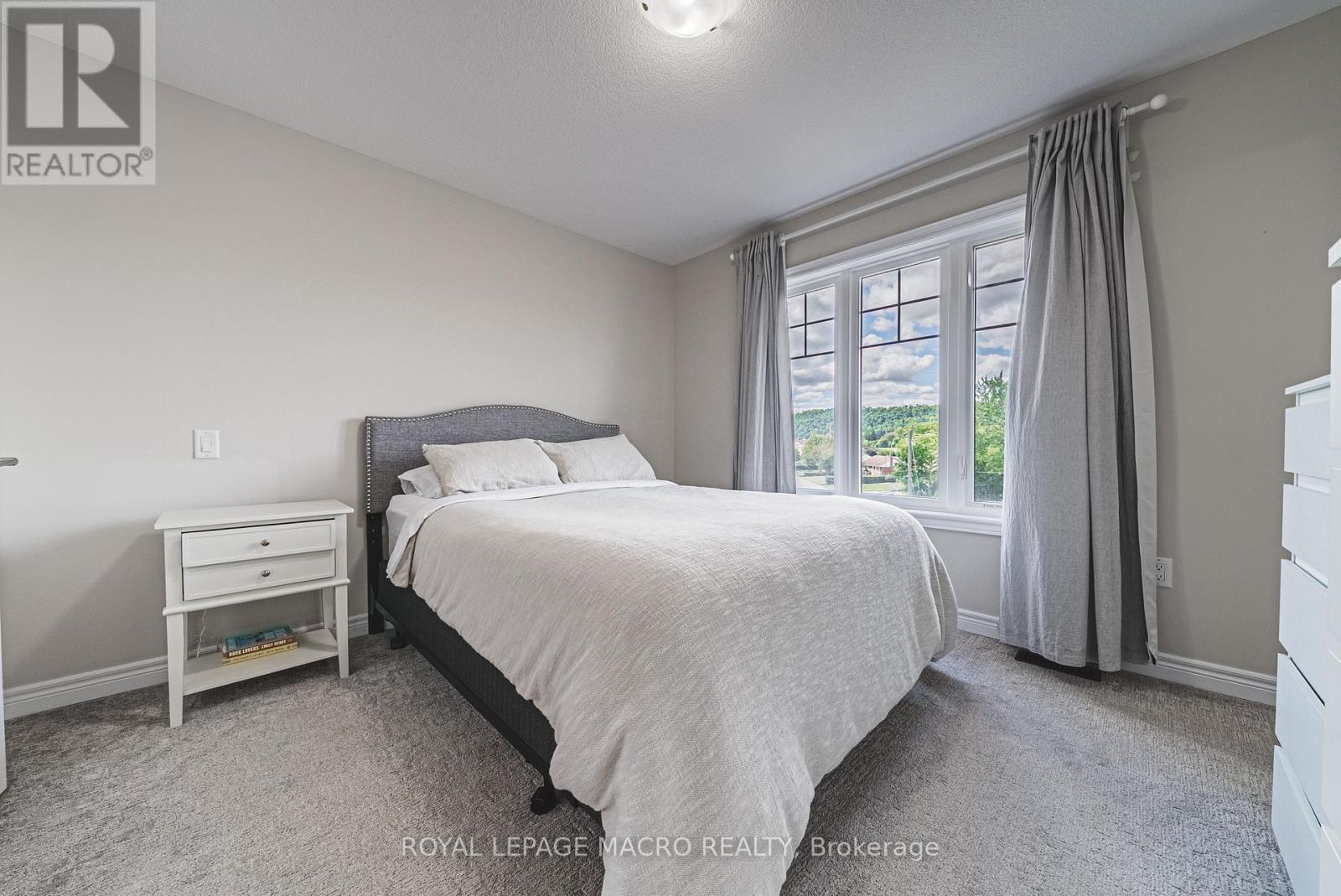 Photo 29 of 52 288 Glover Road, Hamilton ON