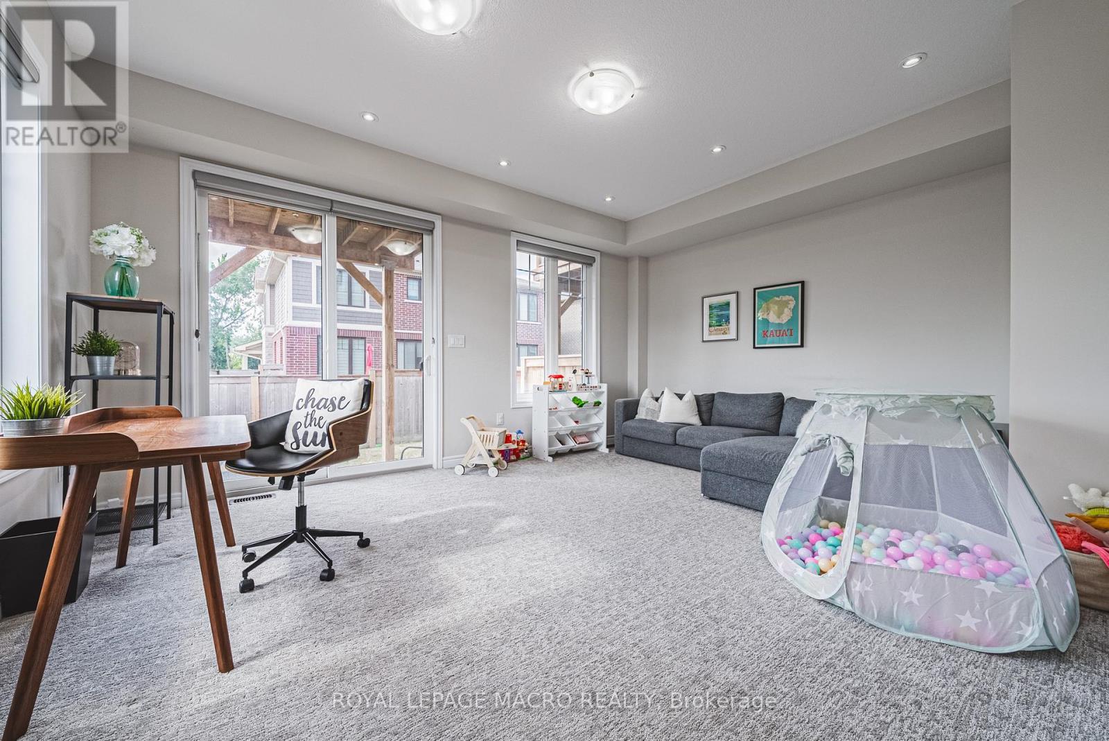 Photo 10 of 52 288 Glover Road, Hamilton ON