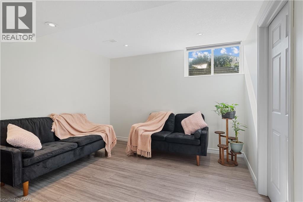 Photo 33 of 74 Joshua Street, Kitchener ON