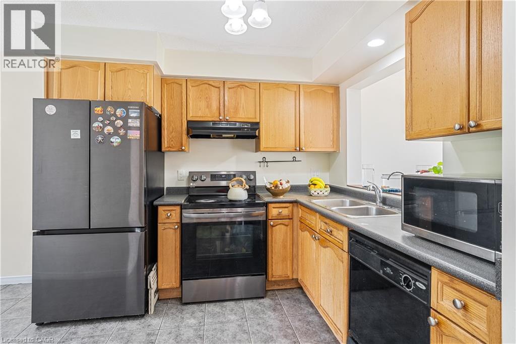 Photo 8 of 74 Joshua Street, Kitchener ON