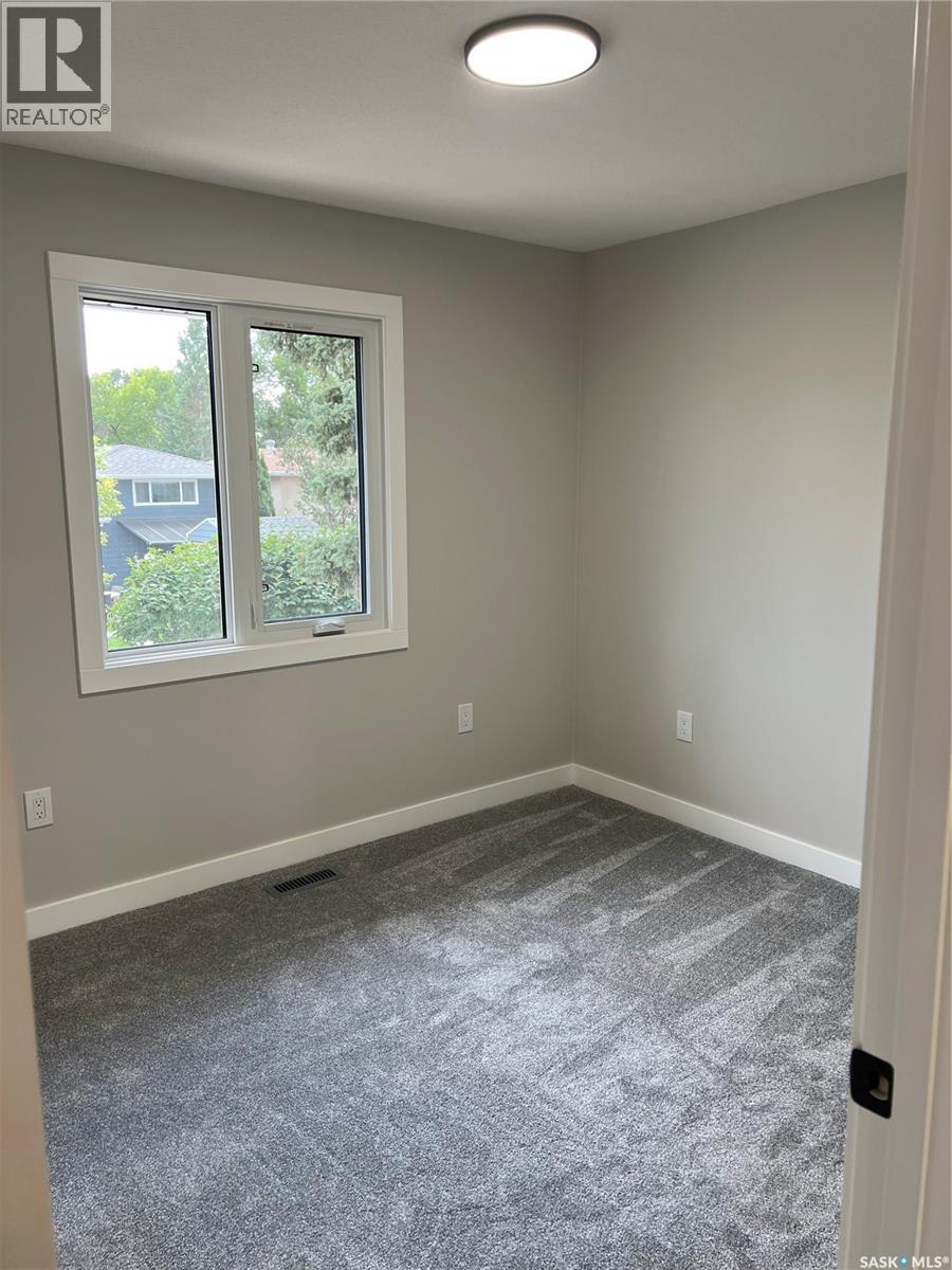 Single Family House for Sale in  Laubach AVENUE Regina 