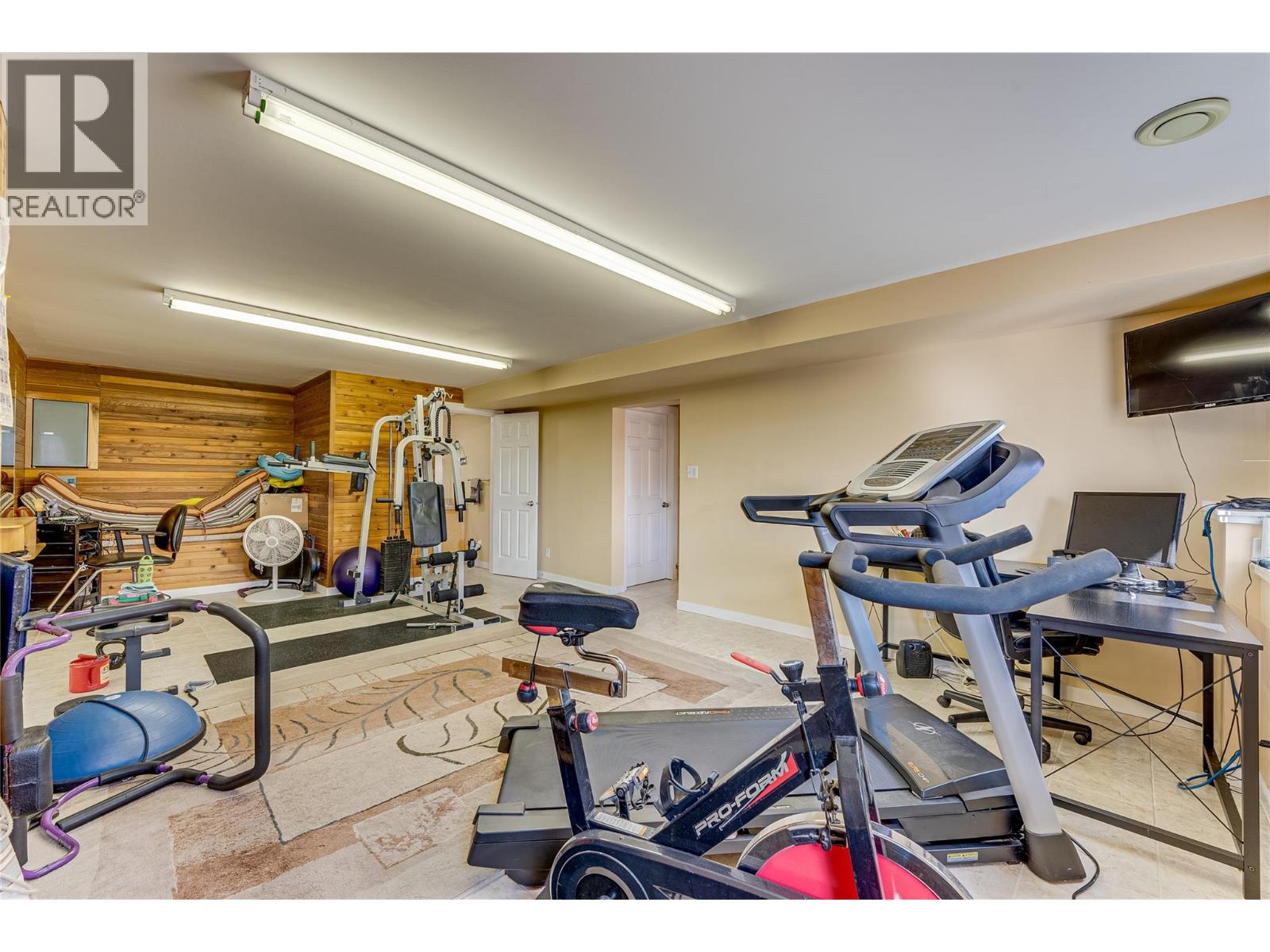 3951 35 Avenue, Vernon
