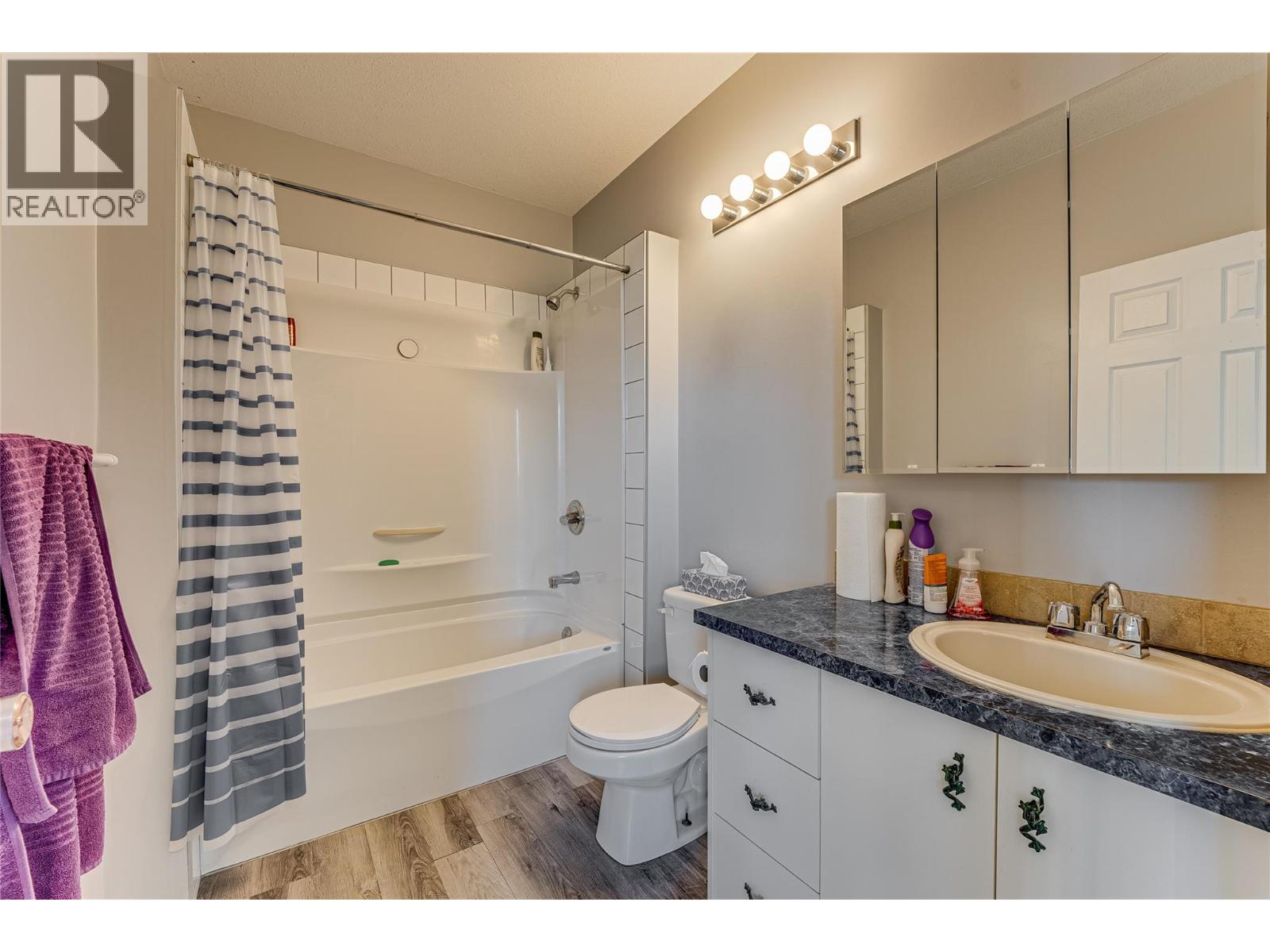 3951 35 Avenue, Vernon