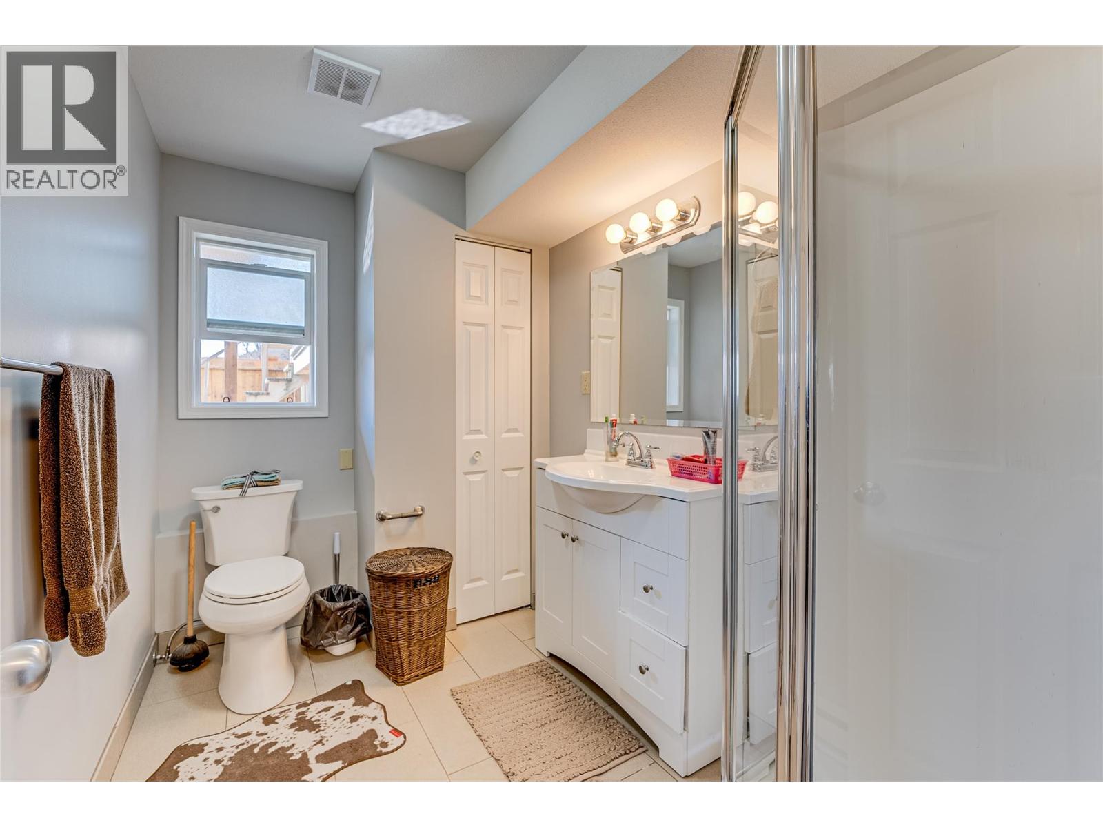 3951 35 Avenue, Vernon