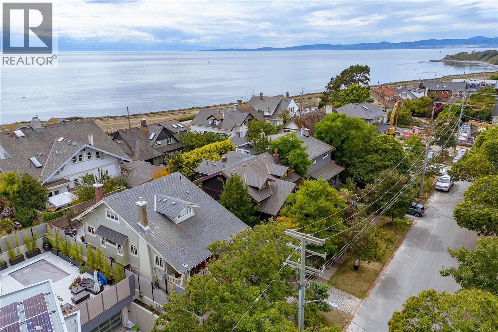 Photo 38 of 1319 Point St, Victoria BC