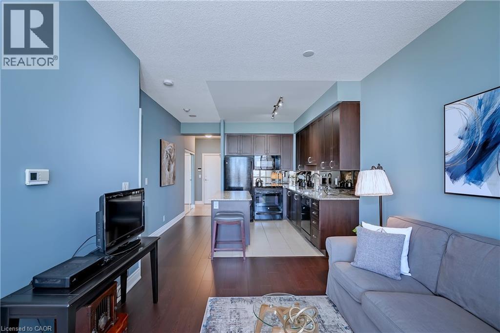 Photo 10 of 1940 Ironstone Drive Unit 407, Burlington ON
