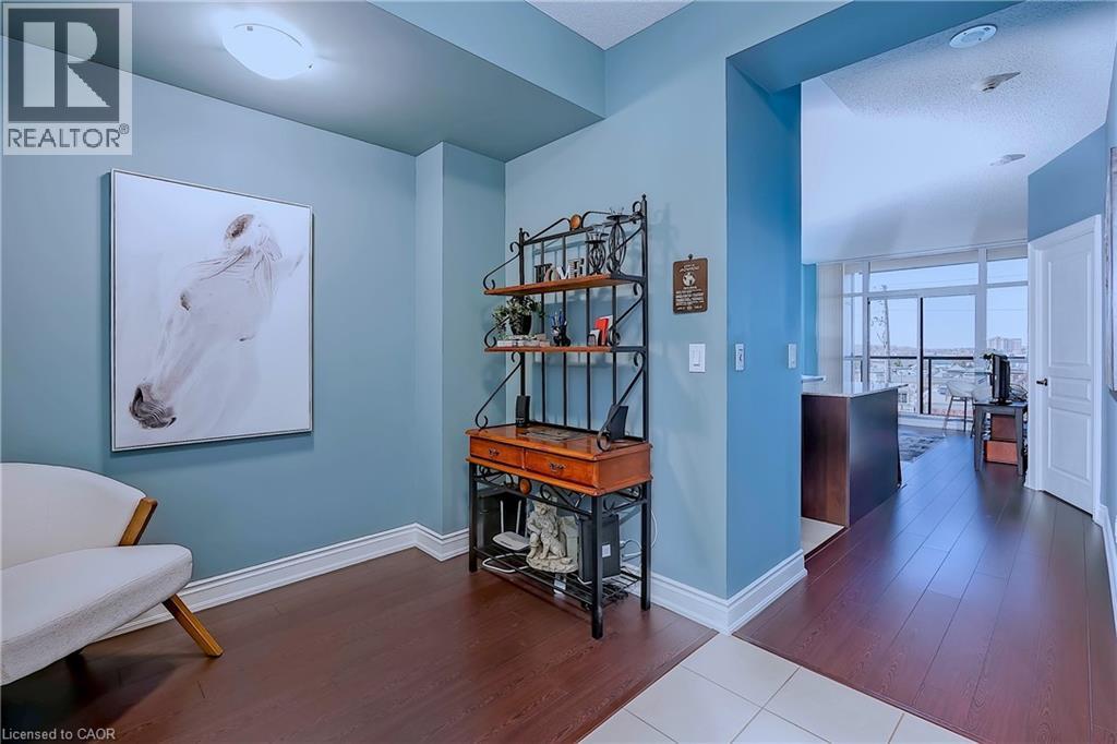 Photo 13 of 1940 Ironstone Drive Unit 407, Burlington ON