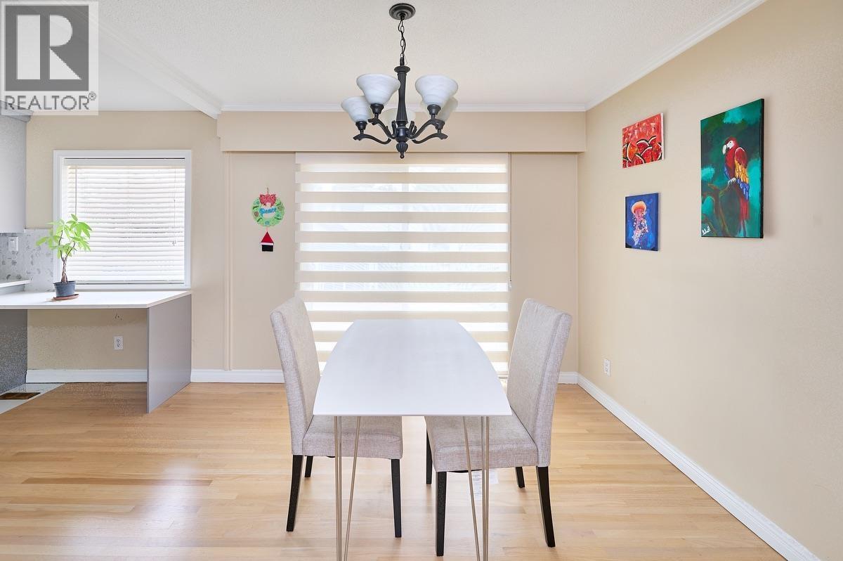 Photo 7 of 22939 128 Avenue, Maple Ridge BC