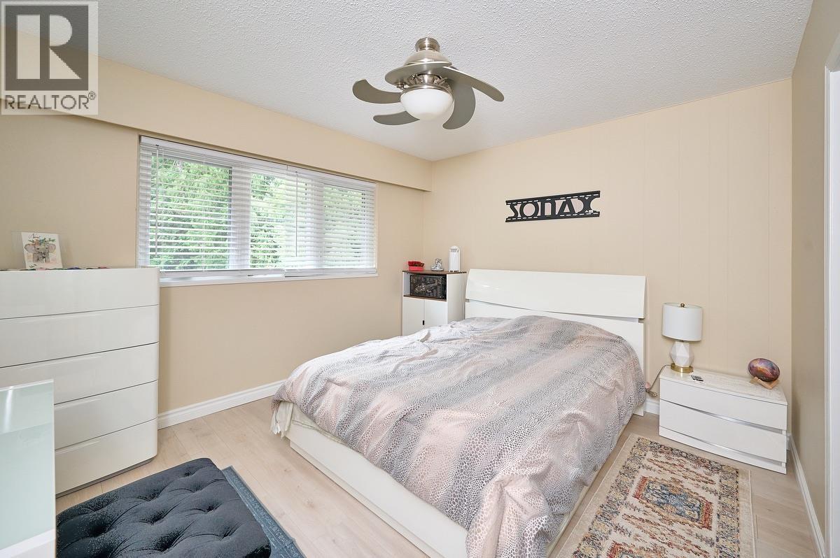 Photo 11 of 22939 128 Avenue, Maple Ridge BC