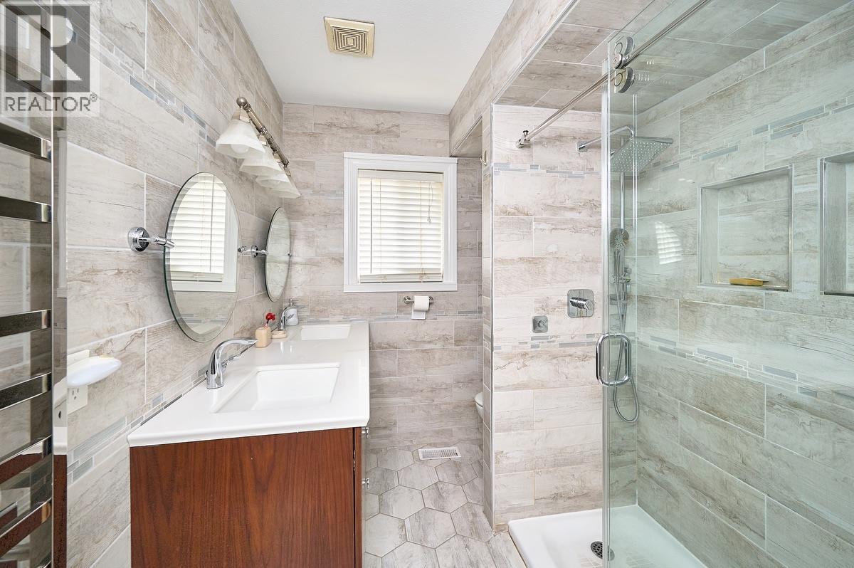 Photo 15 of 22939 128 Avenue, Maple Ridge BC