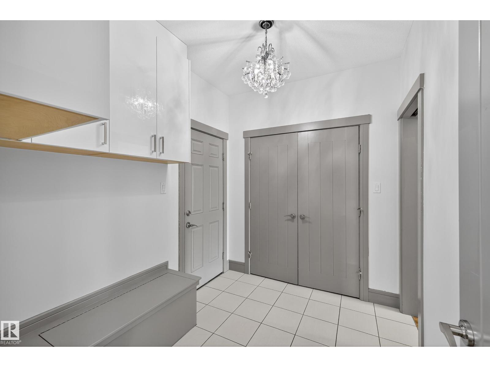 Photo 12 of 3608 Parker Cl Sw, Edmonton AB