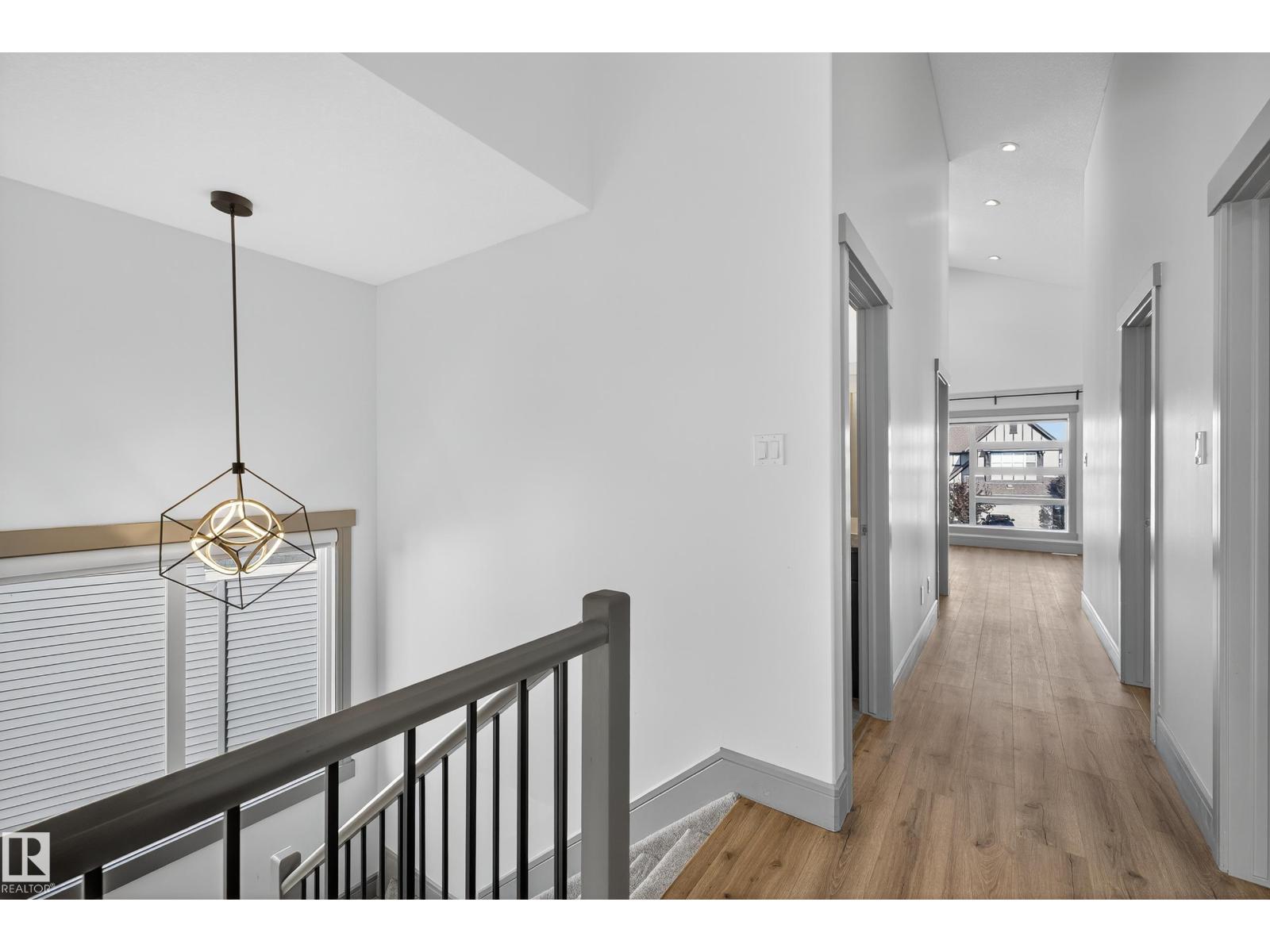 Photo 45 of 3608 Parker Cl Sw, Edmonton AB