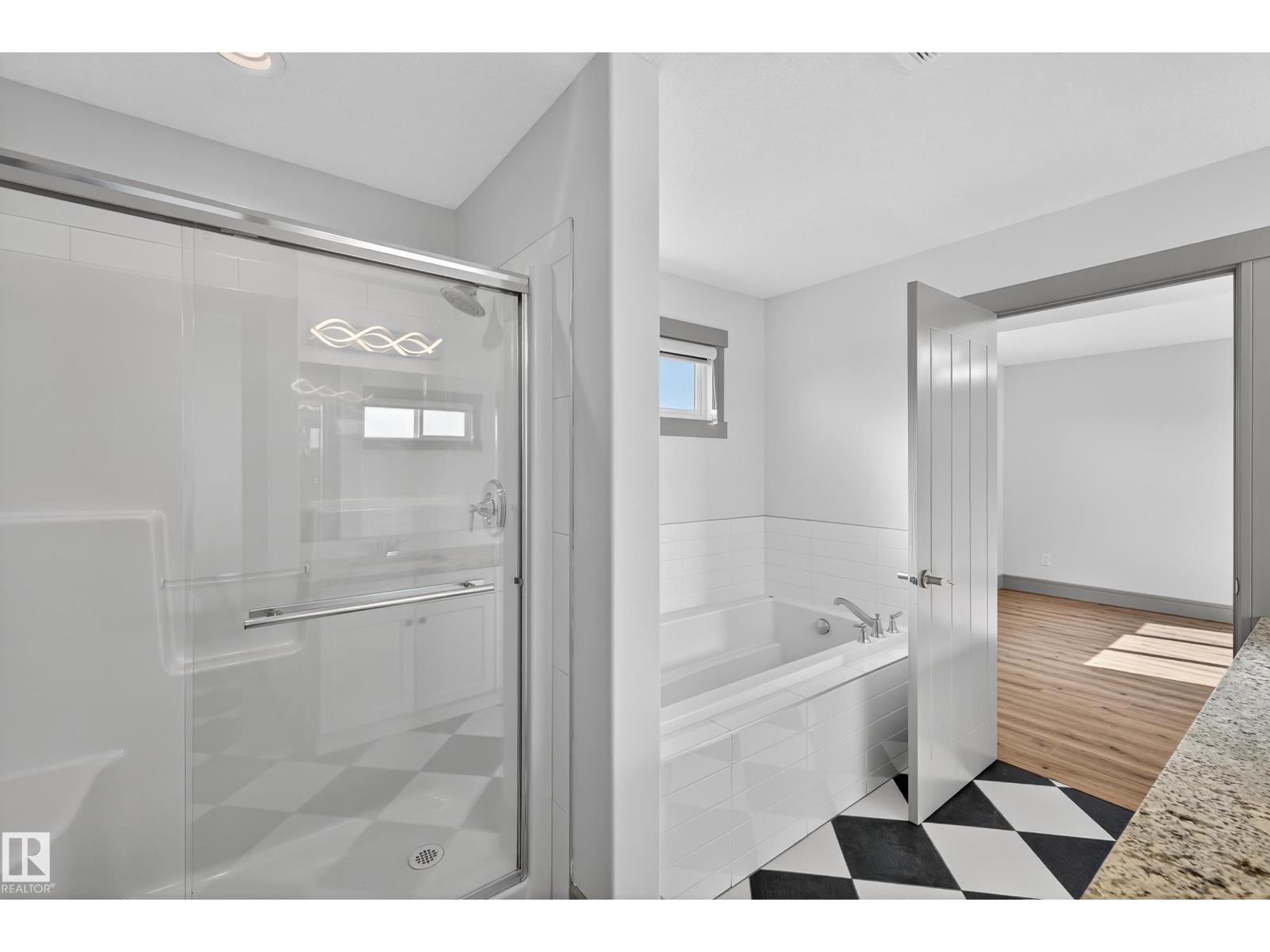Photo 47 of 3608 Parker Cl Sw, Edmonton AB