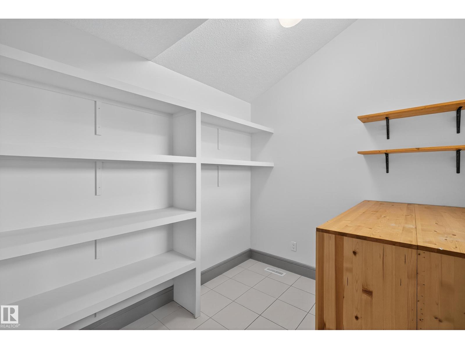 Photo 51 of 3608 Parker Cl Sw, Edmonton AB