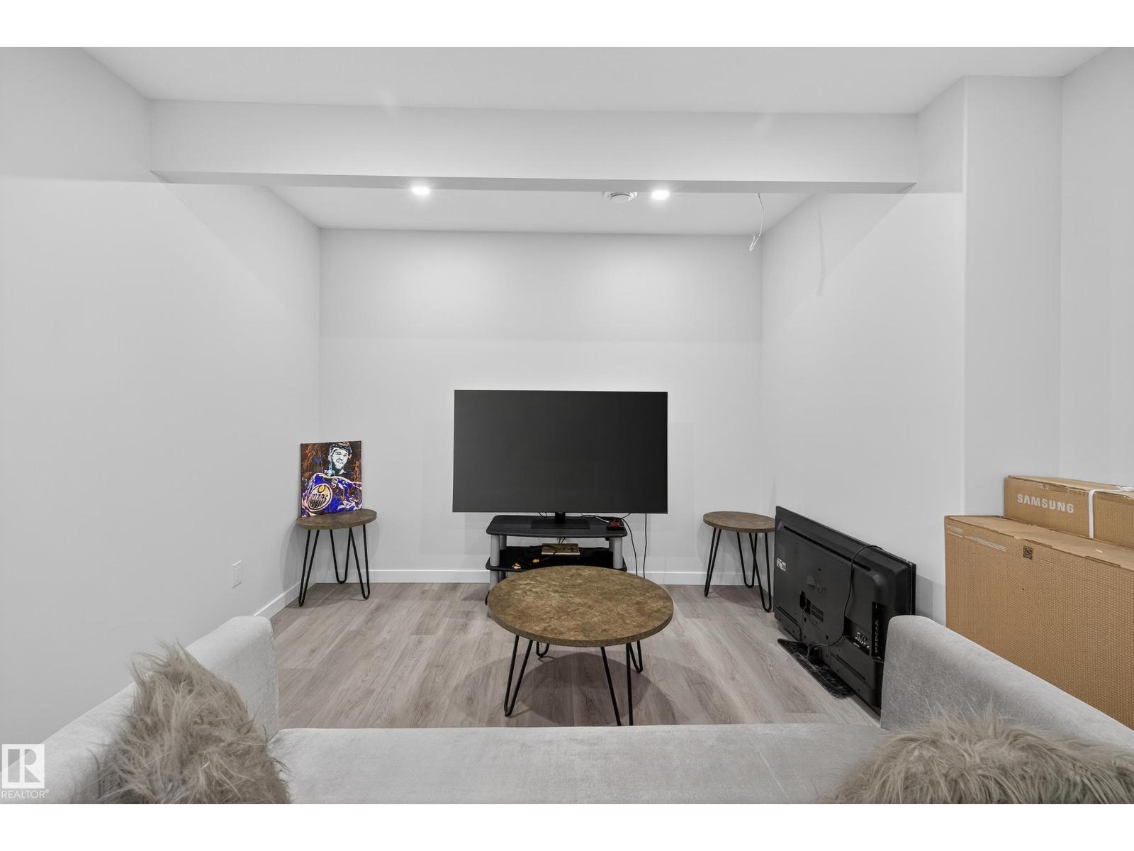 Photo 36 of 3608 Parker Cl Sw, Edmonton AB