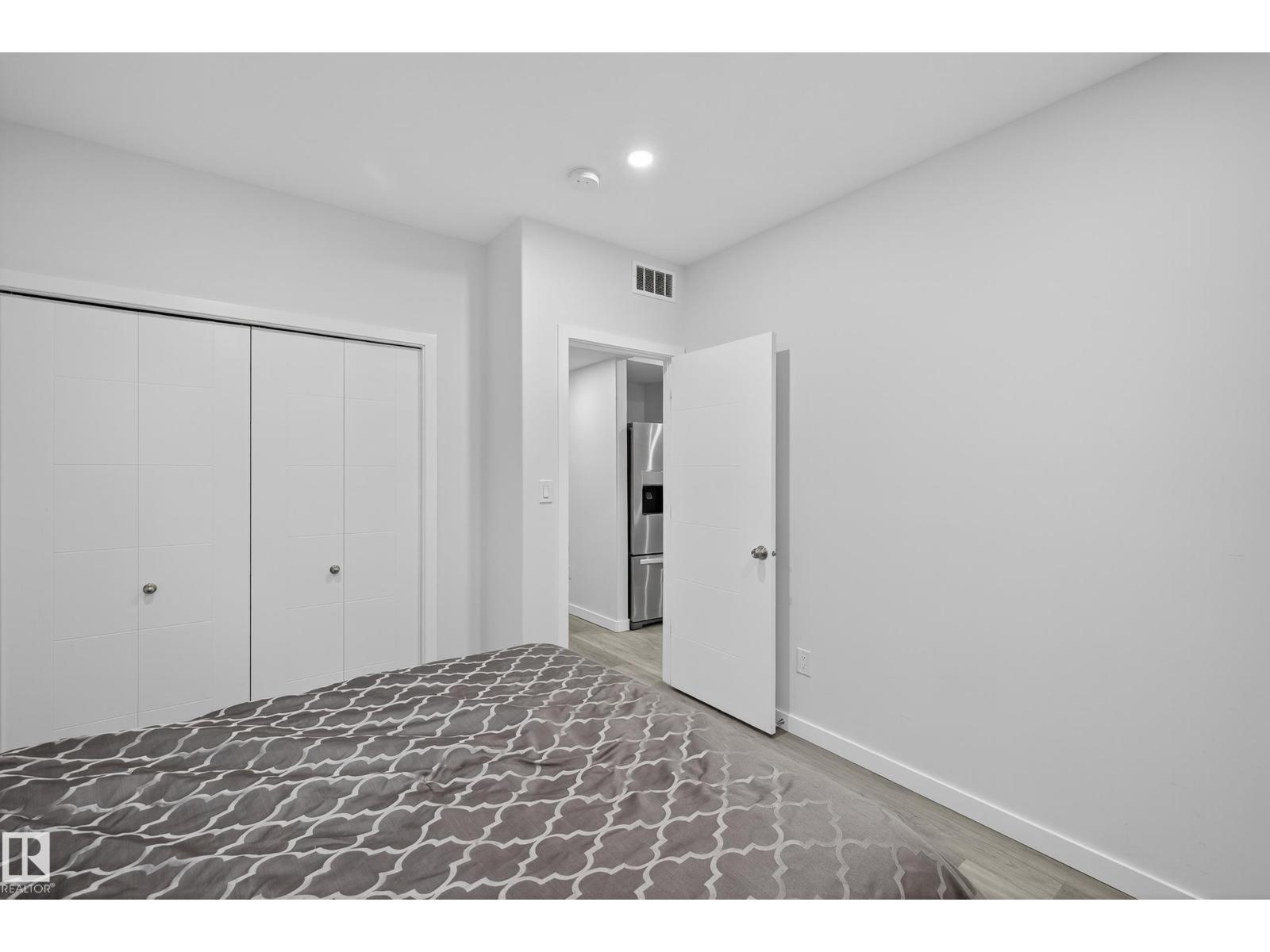 Photo 44 of 3608 Parker Cl Sw, Edmonton AB