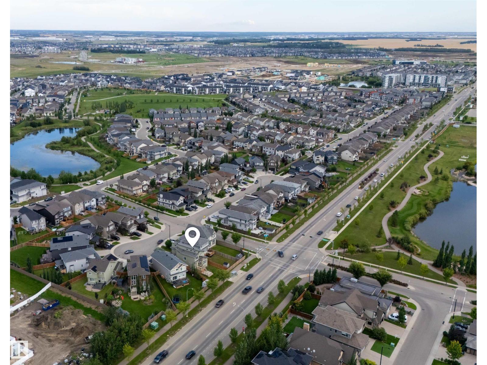 Photo 20 of 3608 Parker Cl Sw, Edmonton AB