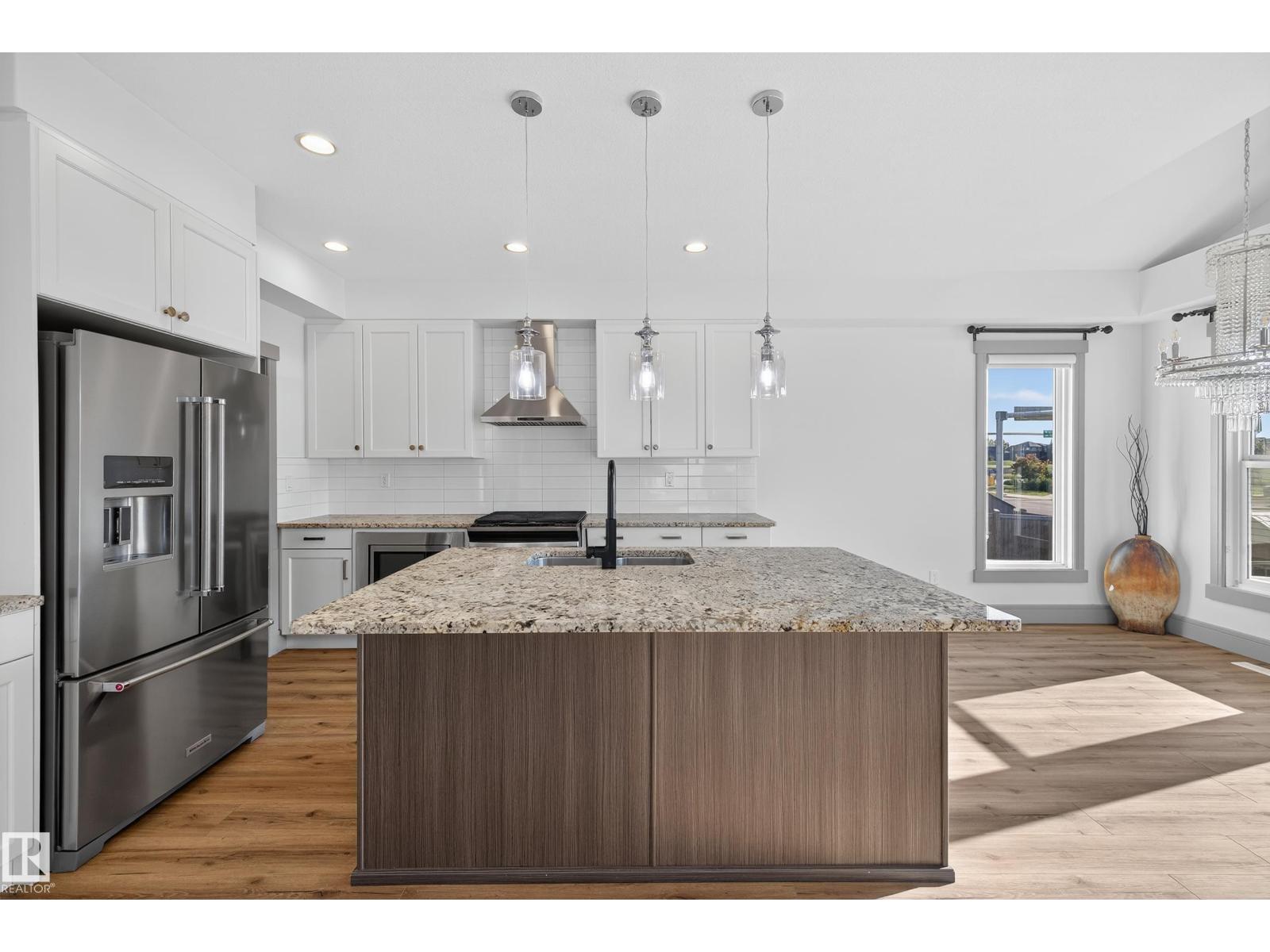 Photo 40 of 3608 Parker Cl Sw, Edmonton AB