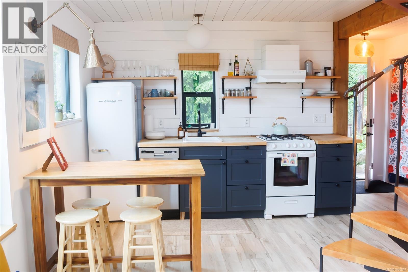 3972 Trailhead Rd, Sooke