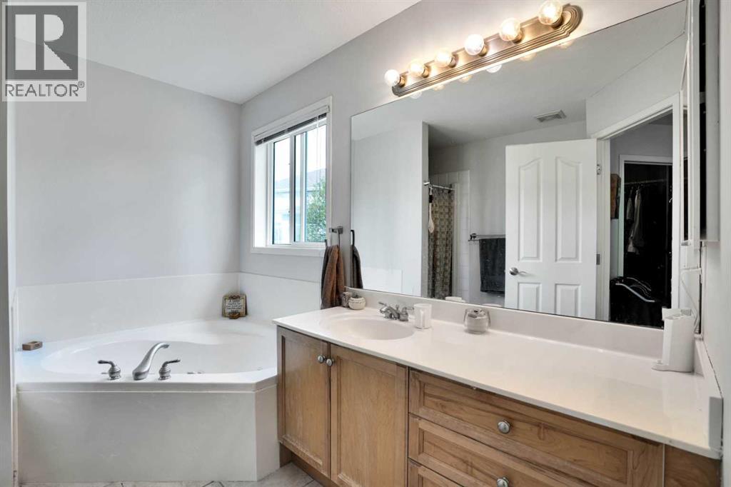 Single Family House for Sale in  Rocky Ridge View NW Rocky Ridge Calgary 