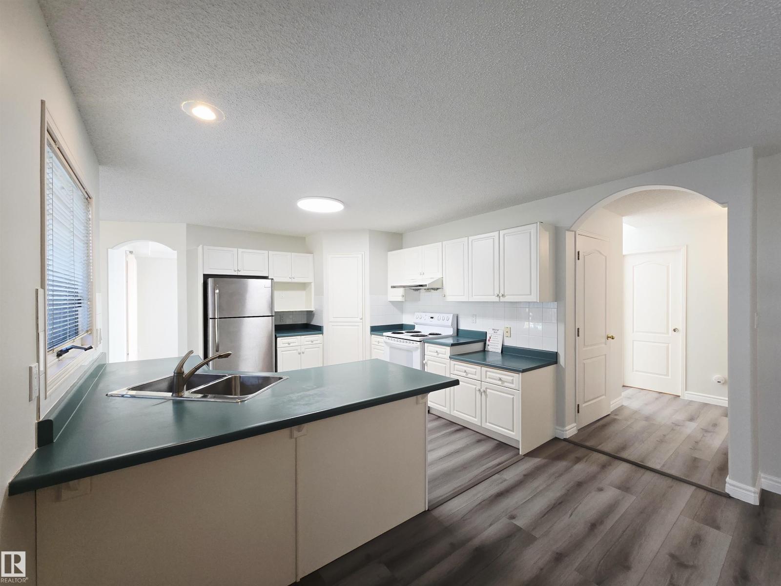 Photo 51 of 738 Burton Cr Nw, Edmonton AB