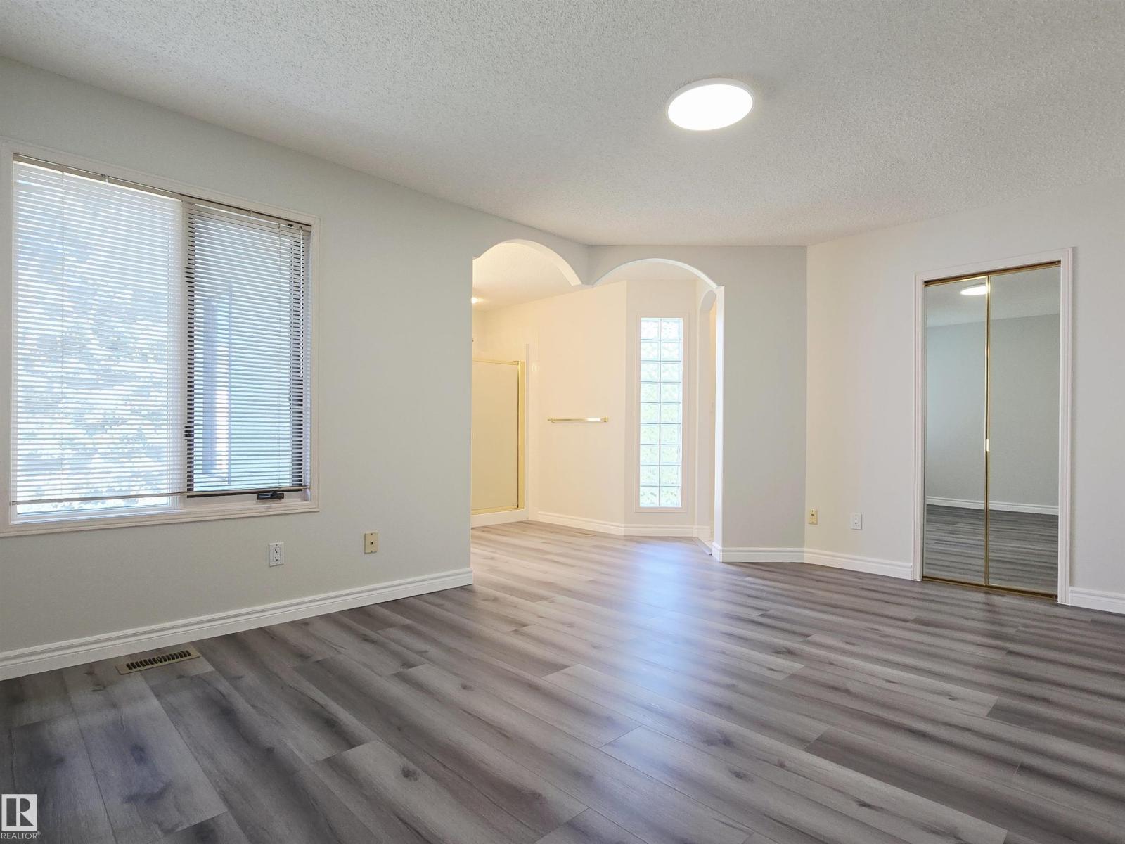 Photo 46 of 738 Burton Cr Nw, Edmonton AB
