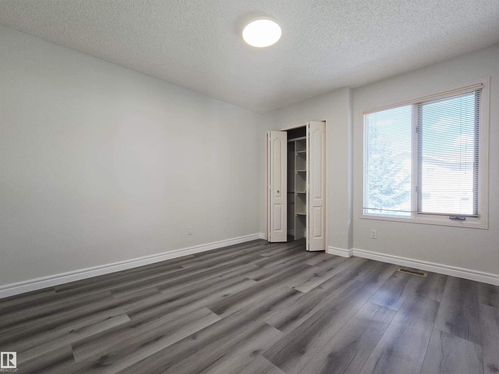 Photo 48 of 738 Burton Cr Nw, Edmonton AB