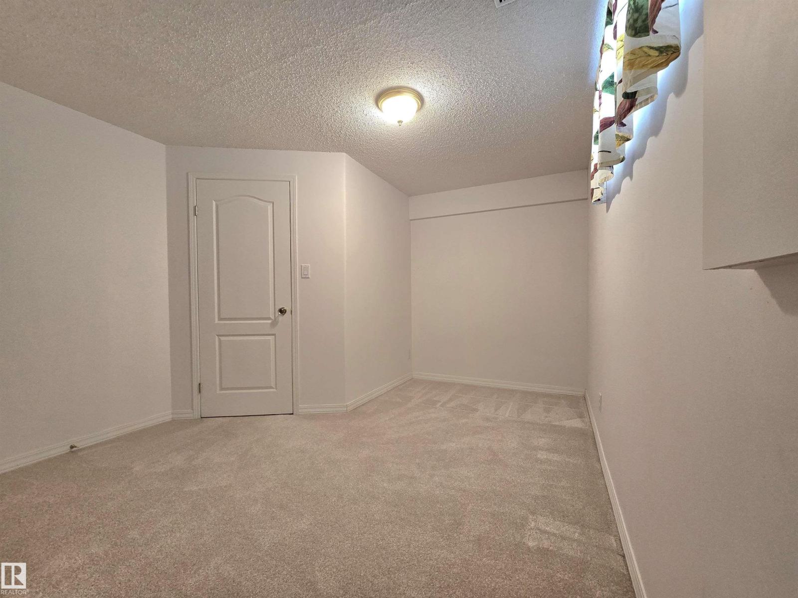 Photo 55 of 738 Burton Cr Nw, Edmonton AB
