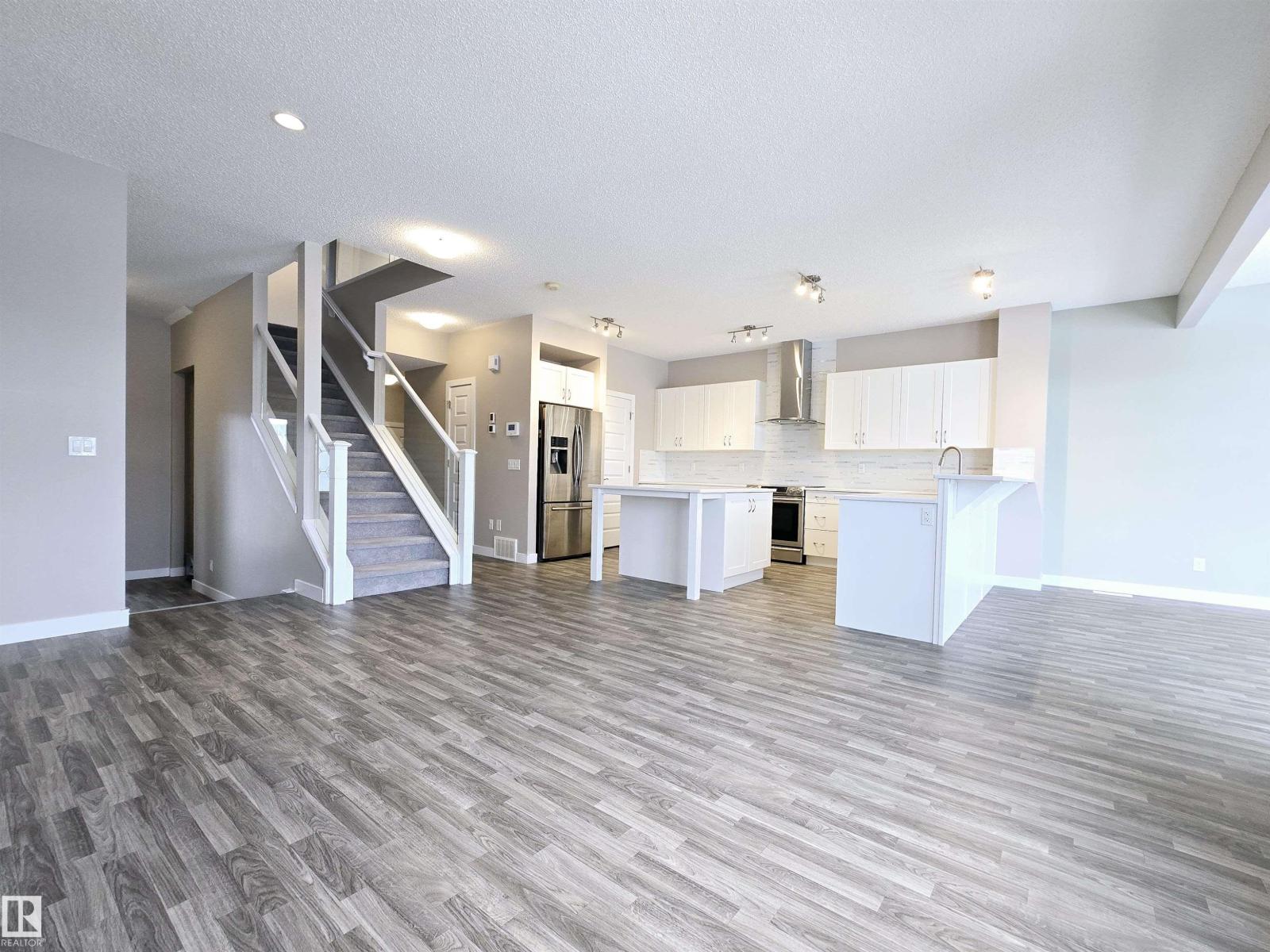Photo 1 of 5441 Allbright Sq Sw, Edmonton AB