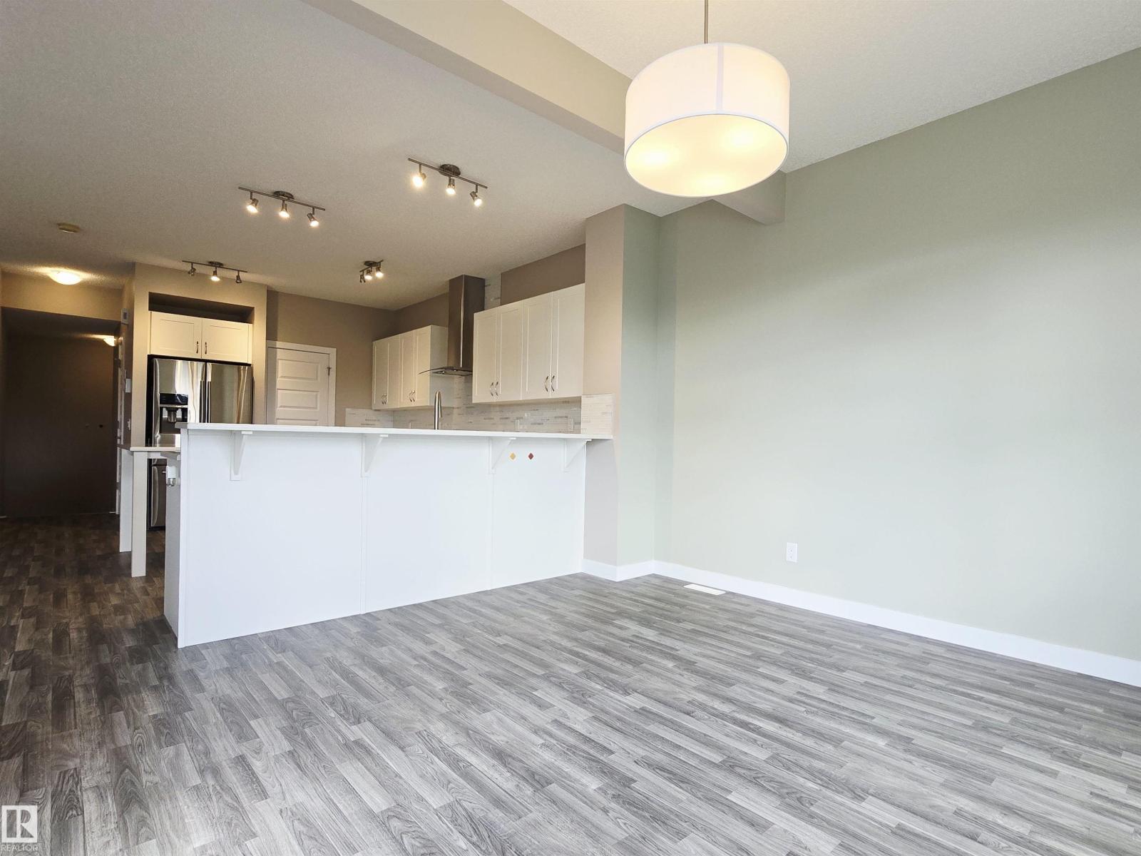 Photo 3 of 5441 Allbright Sq Sw, Edmonton AB