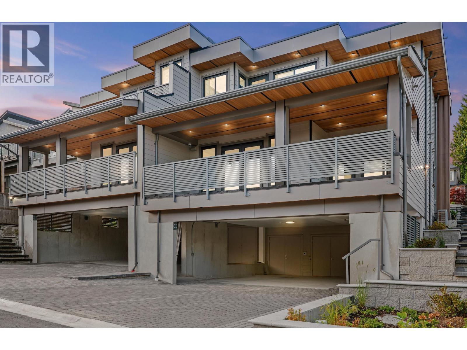 103 1204 HAMMOND AVENUE, Coquitlam