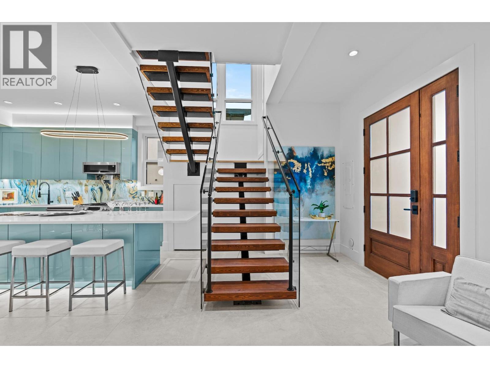 103 1204 HAMMOND AVENUE, Coquitlam