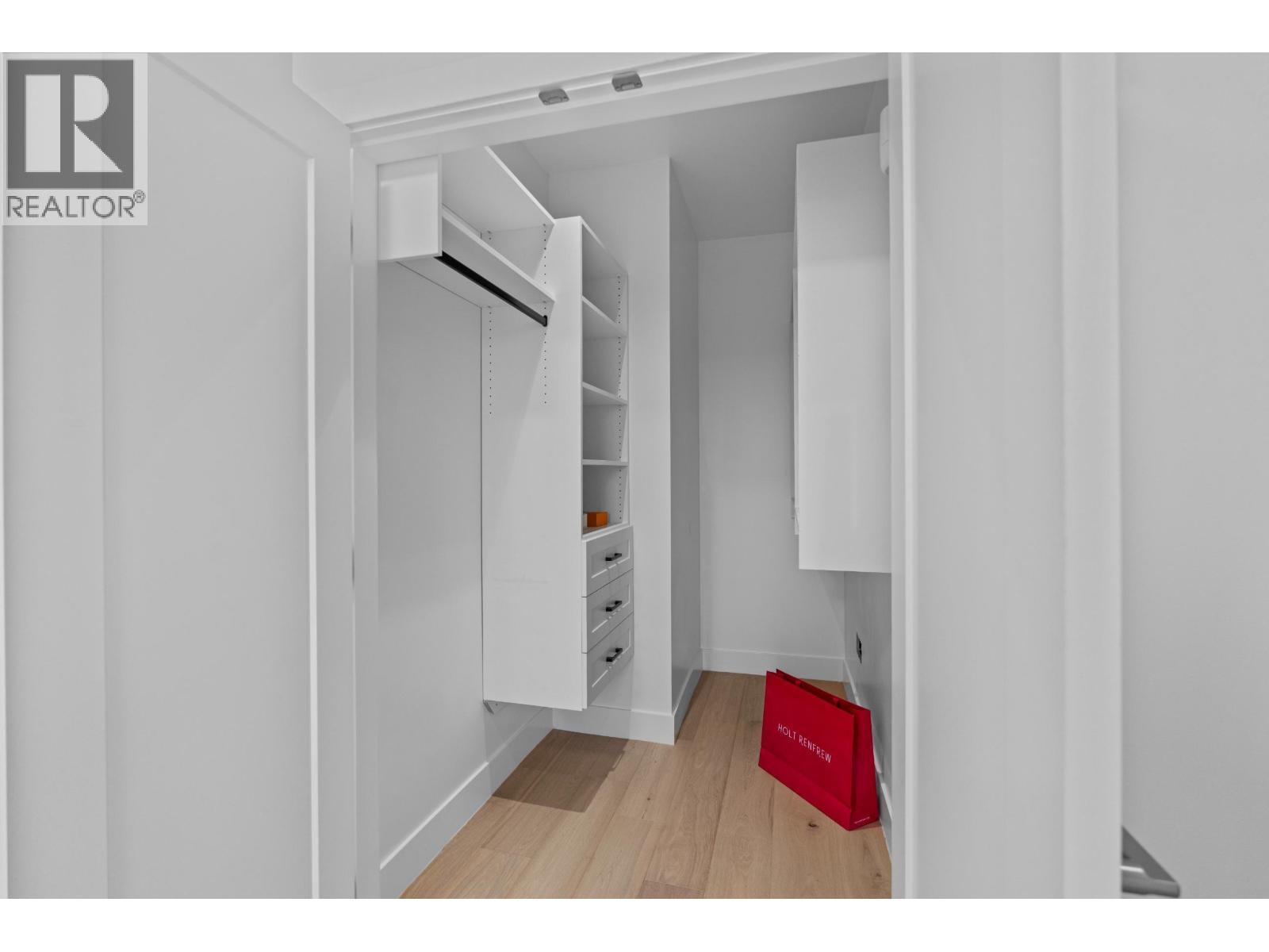 103 1204 HAMMOND AVENUE, Coquitlam