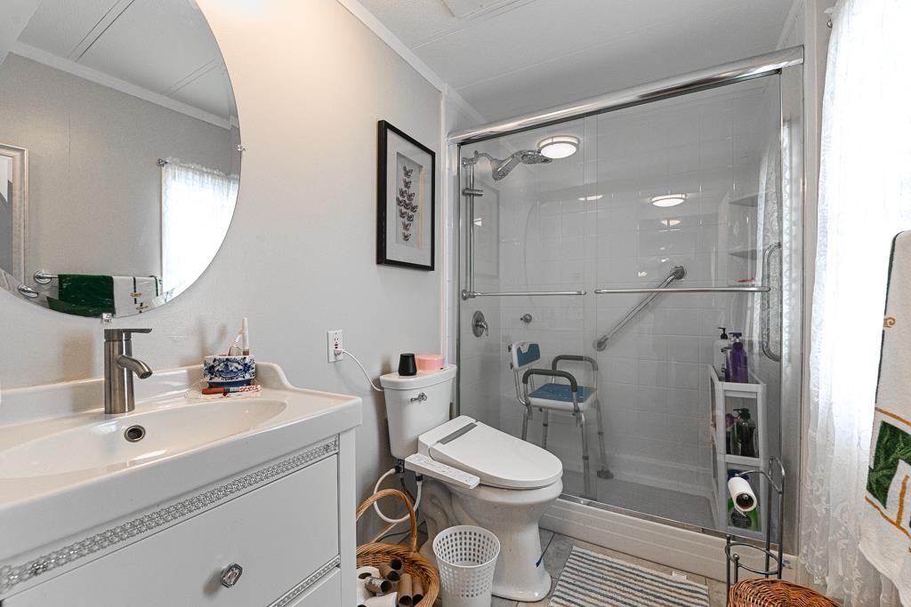 Photo 3 of 43 2035 Martens Street, Abbotsford BC
