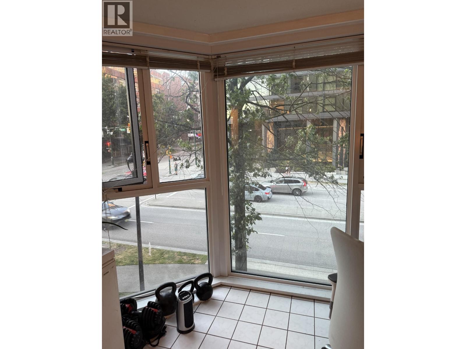 Photo 5 of 305 888 Pacific Avenue, Vancouver BC