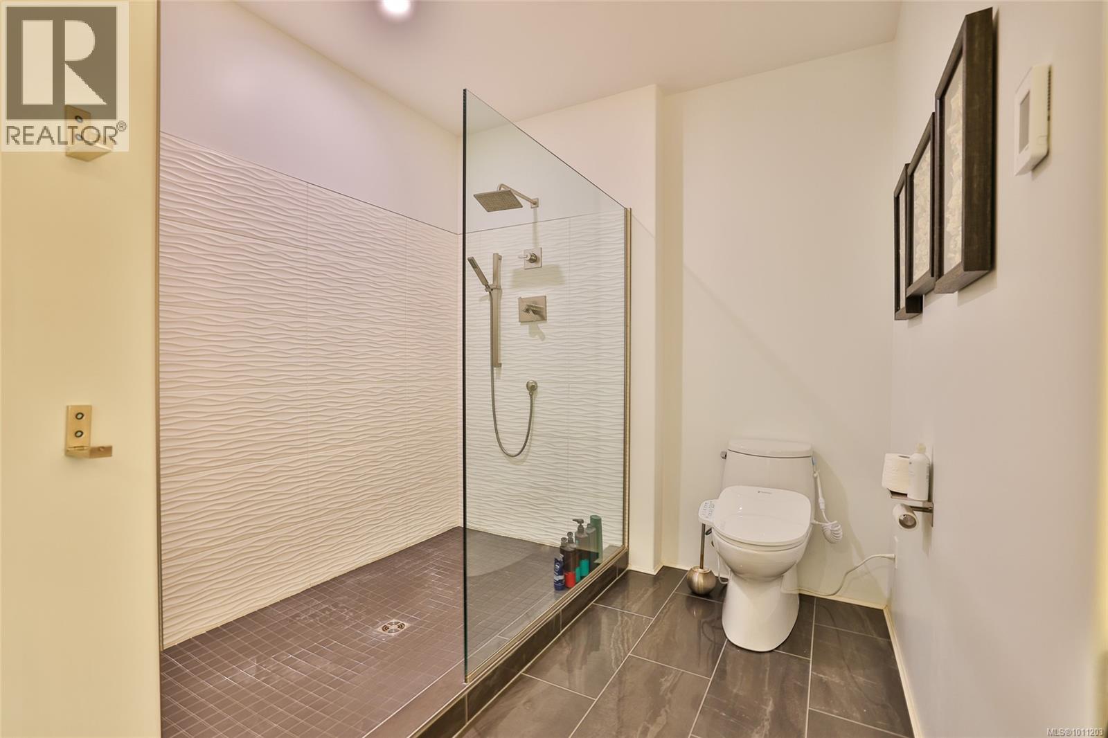 7215 Rupert St, Port Hardy