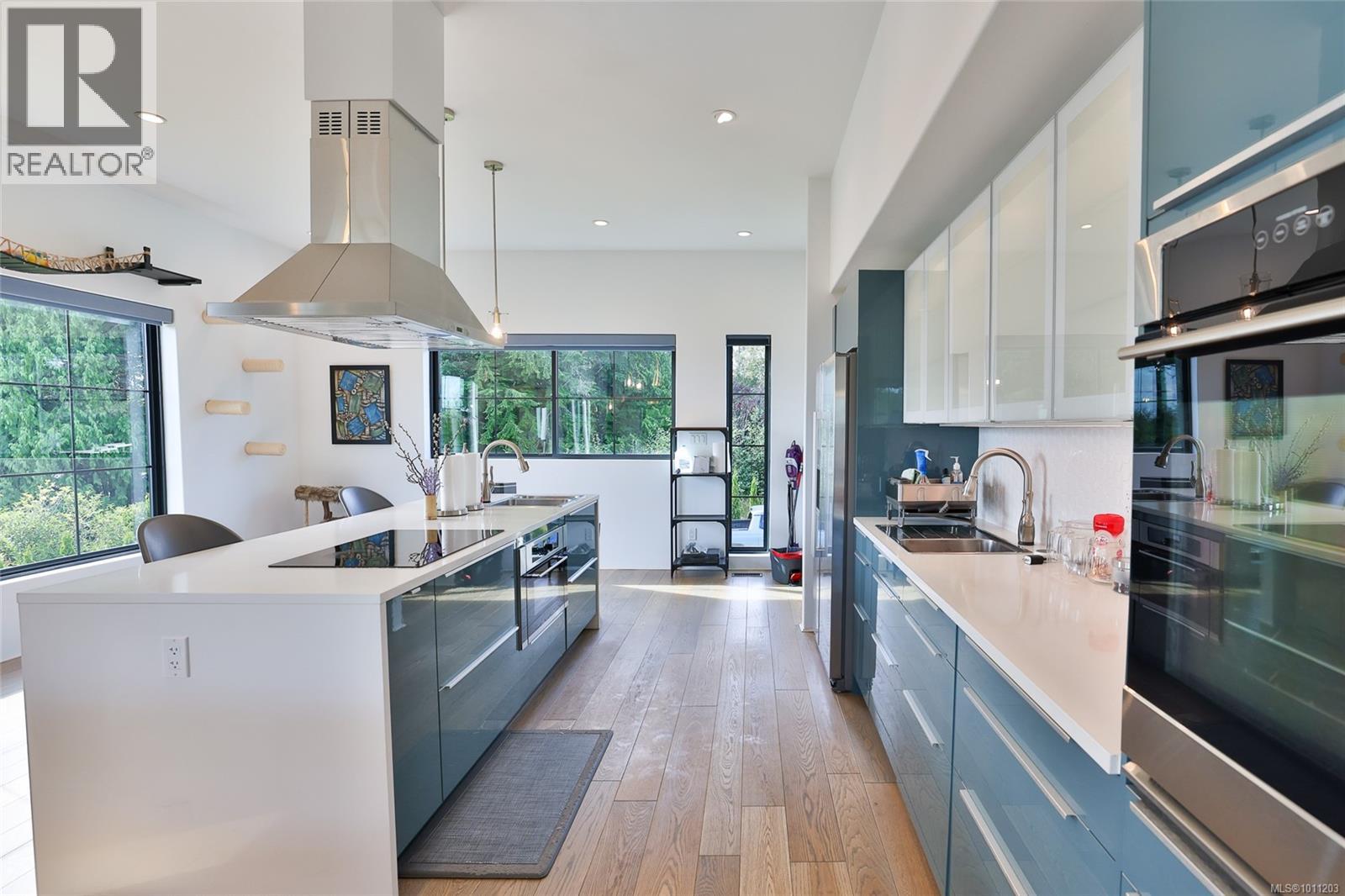 7215 Rupert St - 28