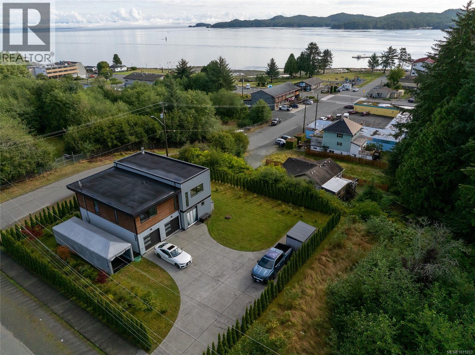 7215 Rupert St, Port Hardy