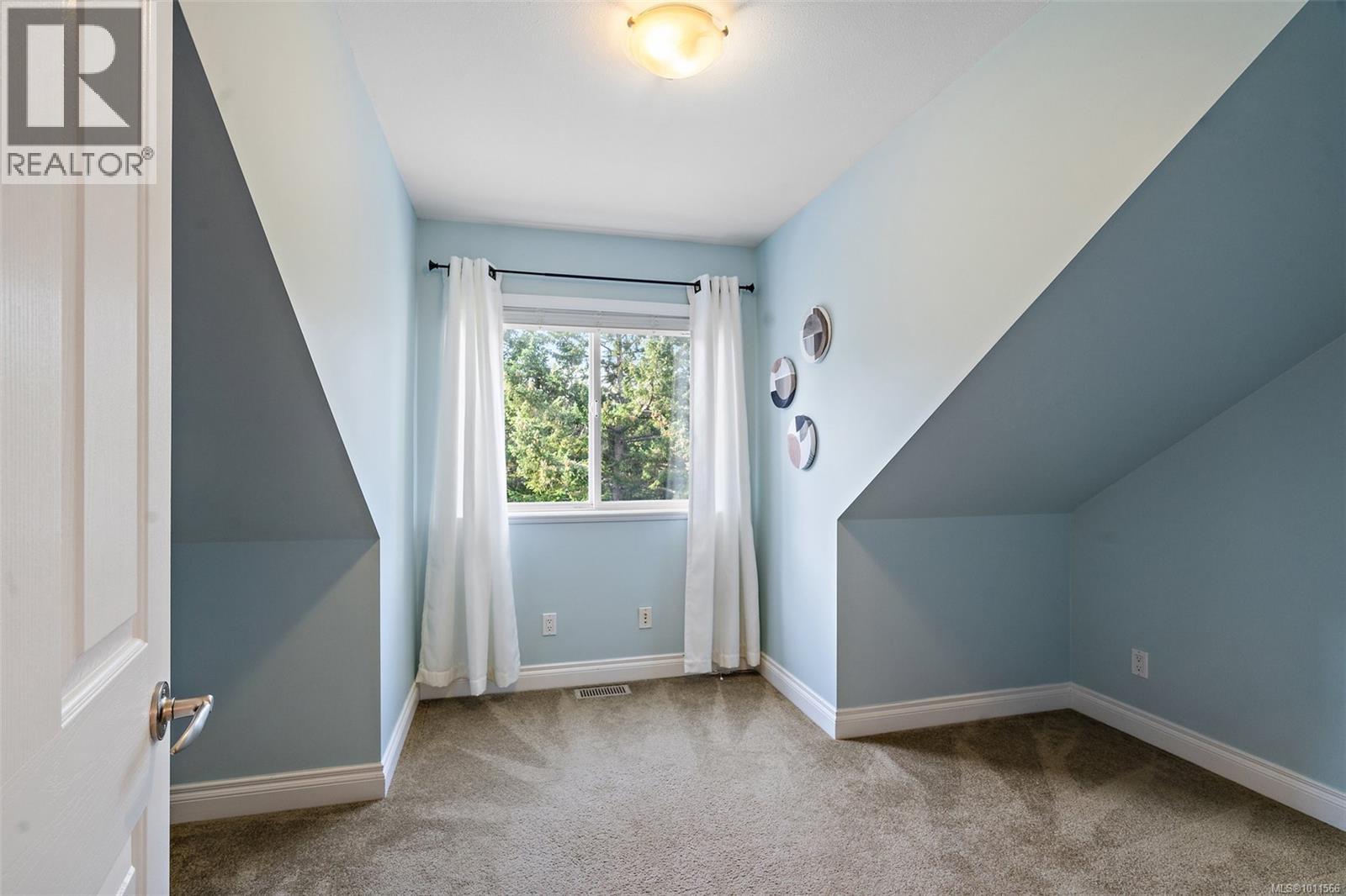 Photo 10 of 3965 Hi Mount Dr, Metchosin BC