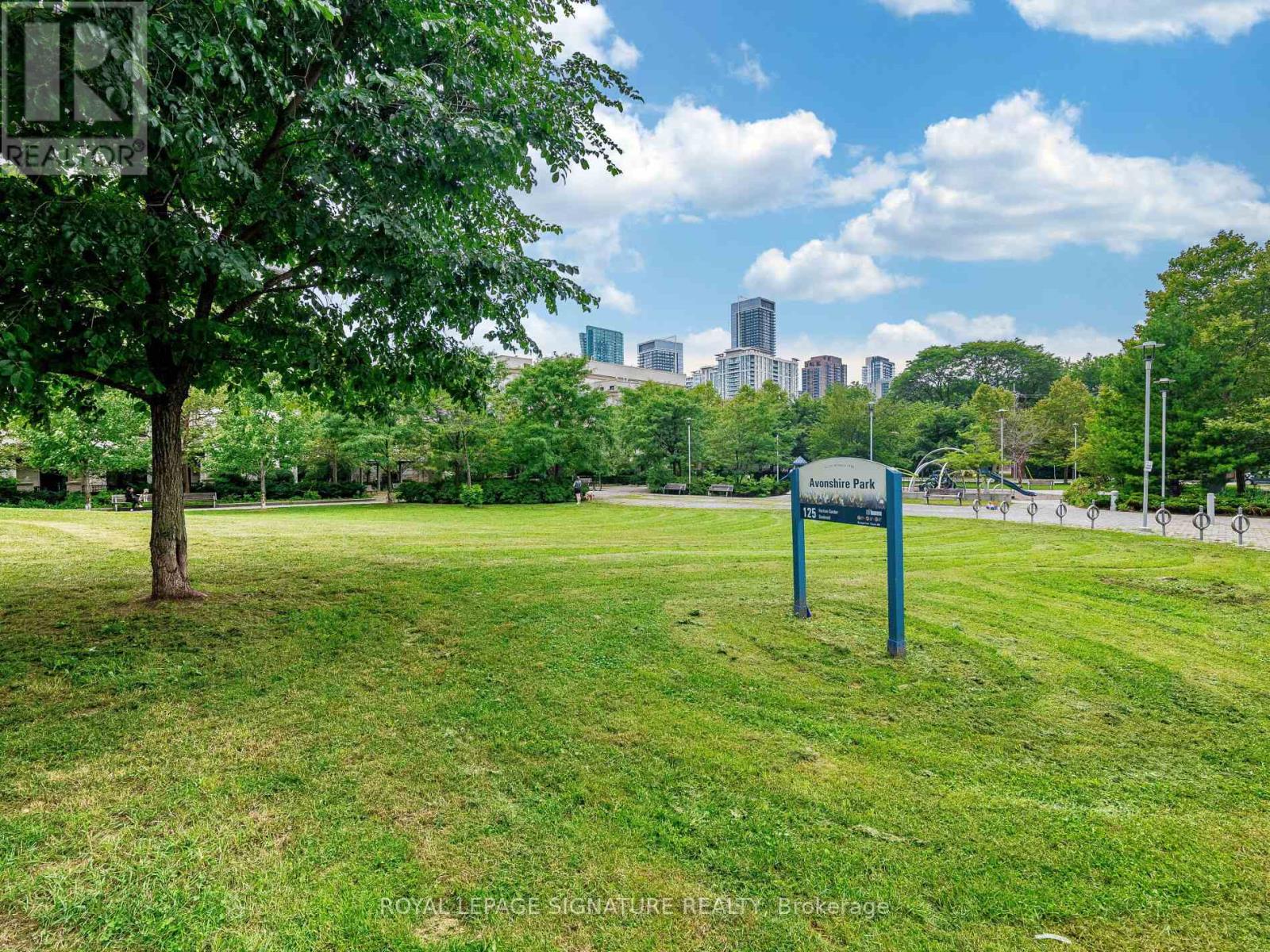 Photo 44 of 241 120 Harrison Garden Boulevard, Toronto ON