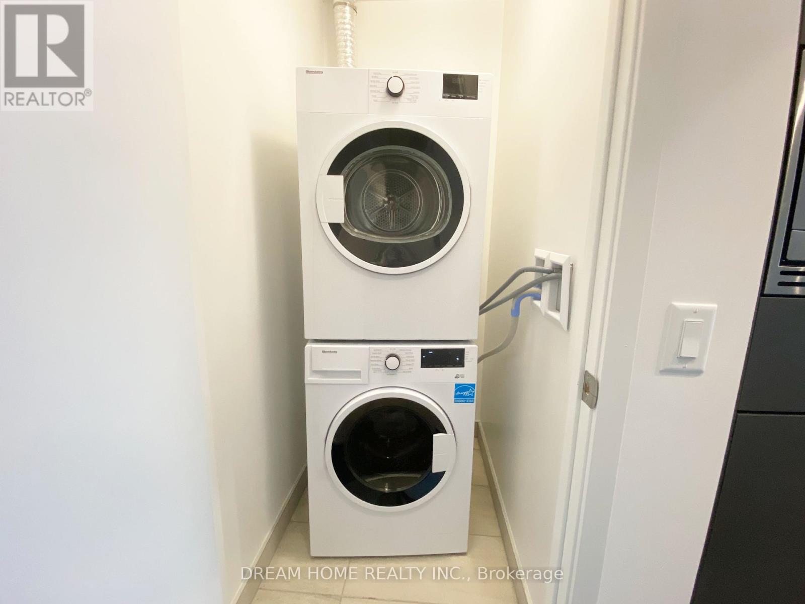 Photo 16 of 403 50 Oneill Road, Toronto ON