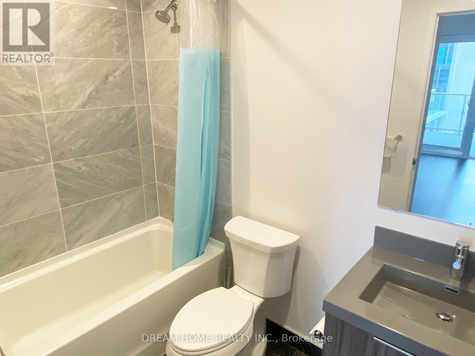 Photo 10 of 403 50 Oneill Road, Toronto ON
