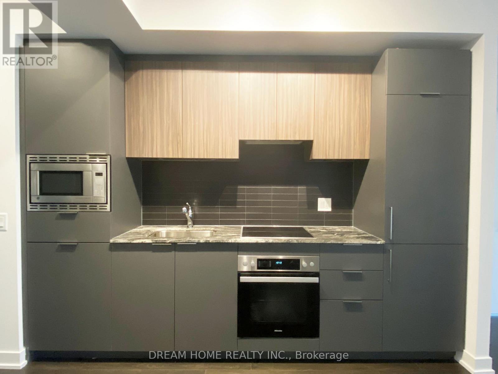 Photo 5 of 403 50 Oneill Road, Toronto ON