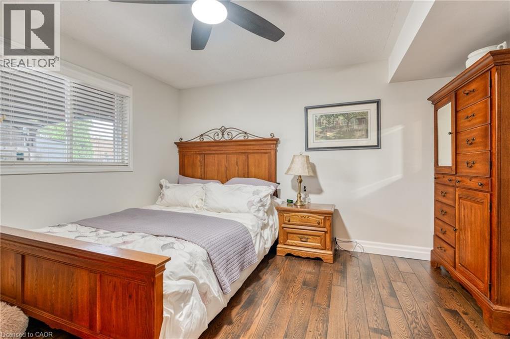 Photo 25 of 31 Bolzano Court, Hamilton ON