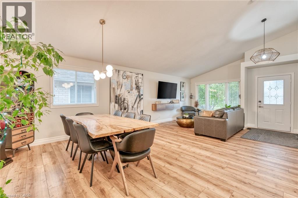 Photo 34 of 31 Bolzano Court, Hamilton ON