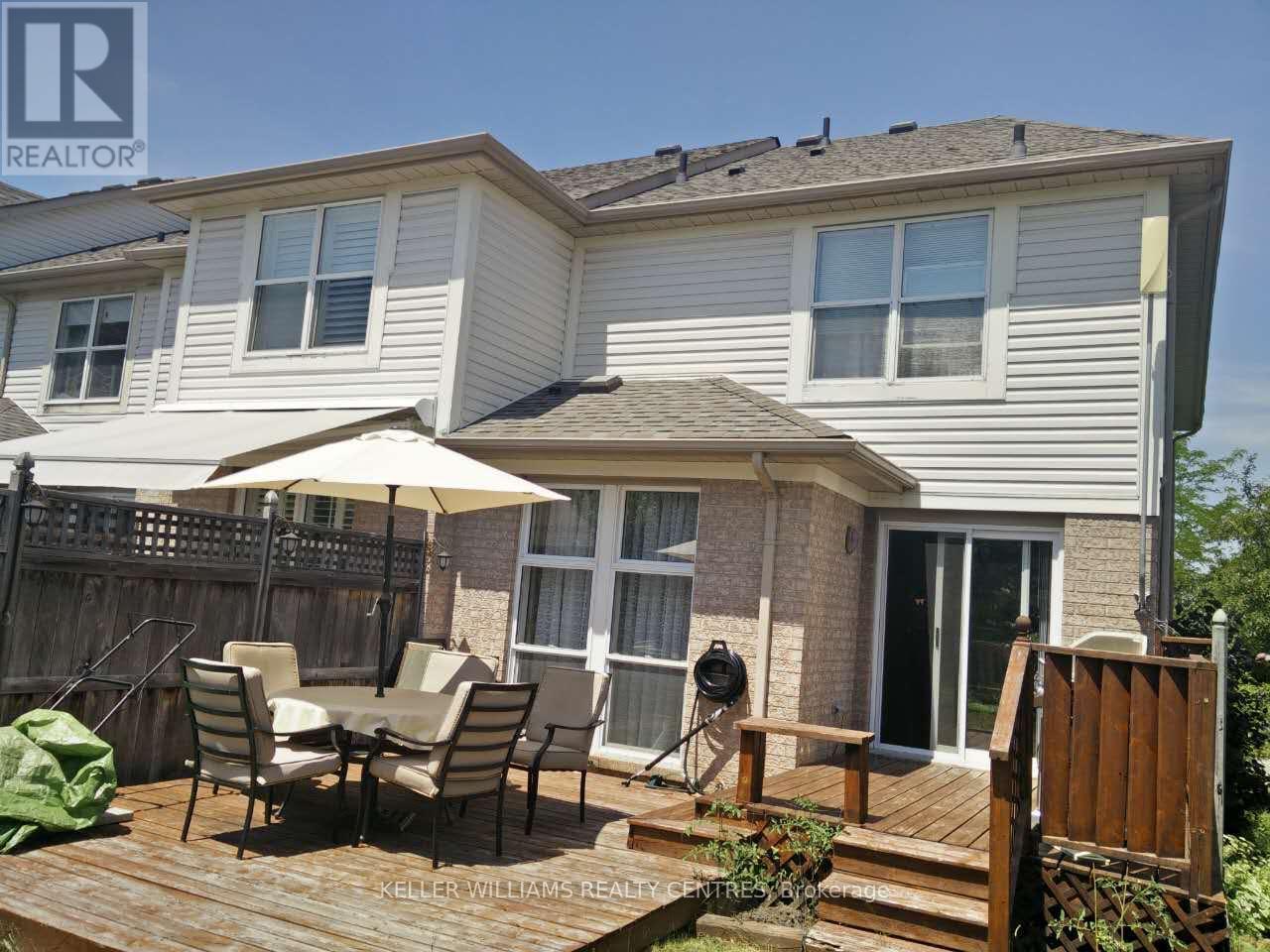 Photo 10 of 89 Mugford Road, Aurora ON