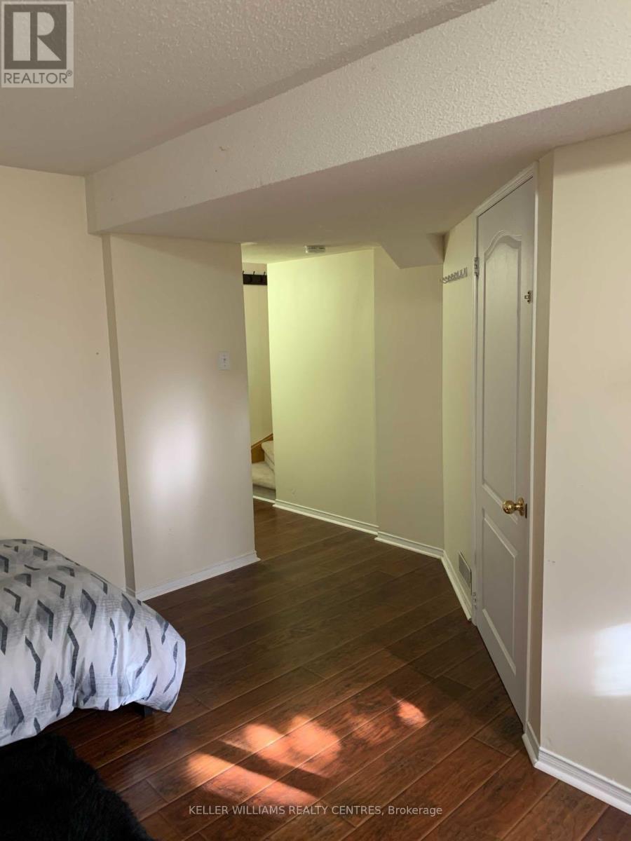 Photo 2 of 89 Mugford Road, Aurora ON